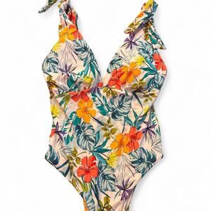 Nwt Ashley Graham size 14